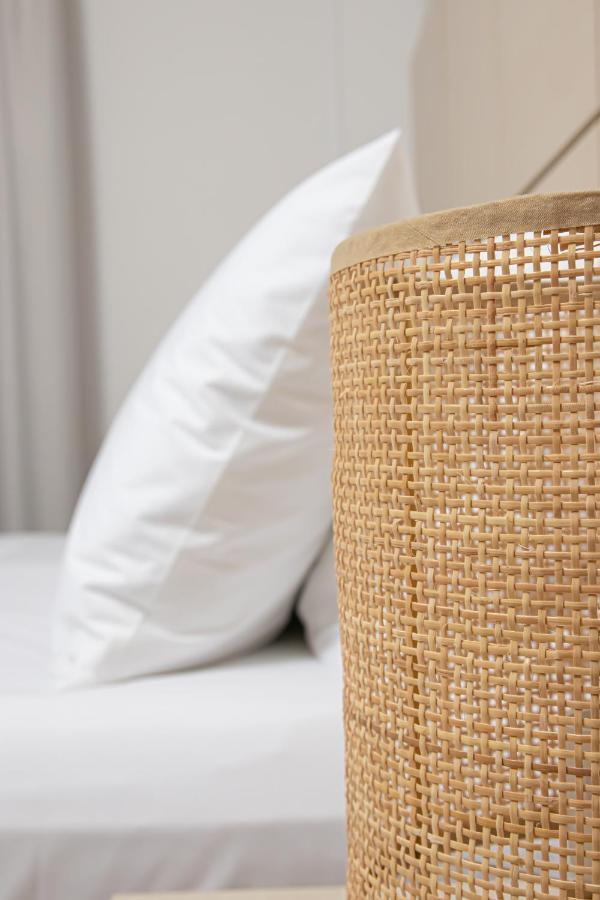 Saltsea Boutique Villas Alikí Exteriör bild