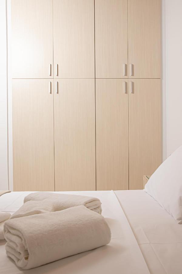 Saltsea Boutique Villas Alikí Exteriör bild